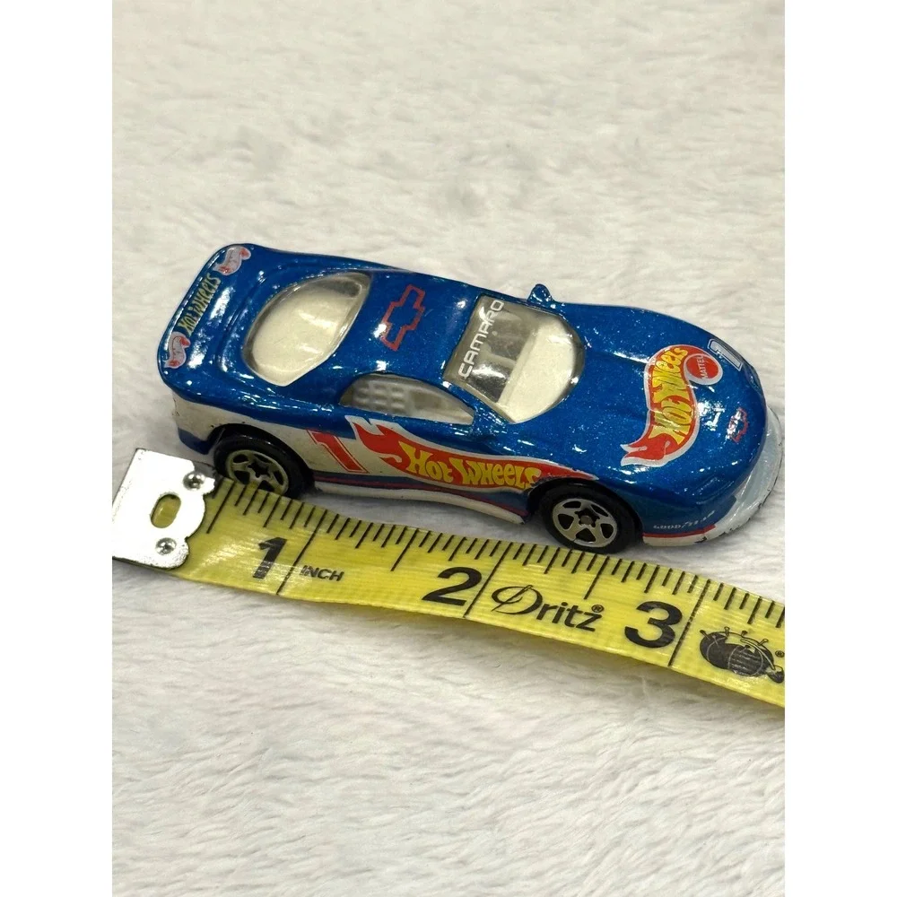 Hot Wheels 1992 Chevrolet Camaro Blue  Race Car Diecast 1:64 Mattel Vintage